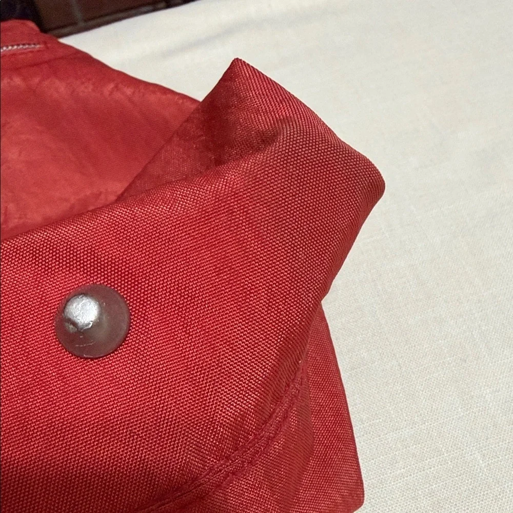 Baggallini Red Hobo Shoulder Bag Purse, Silver-Tone Accents.  Multiple Pockets.